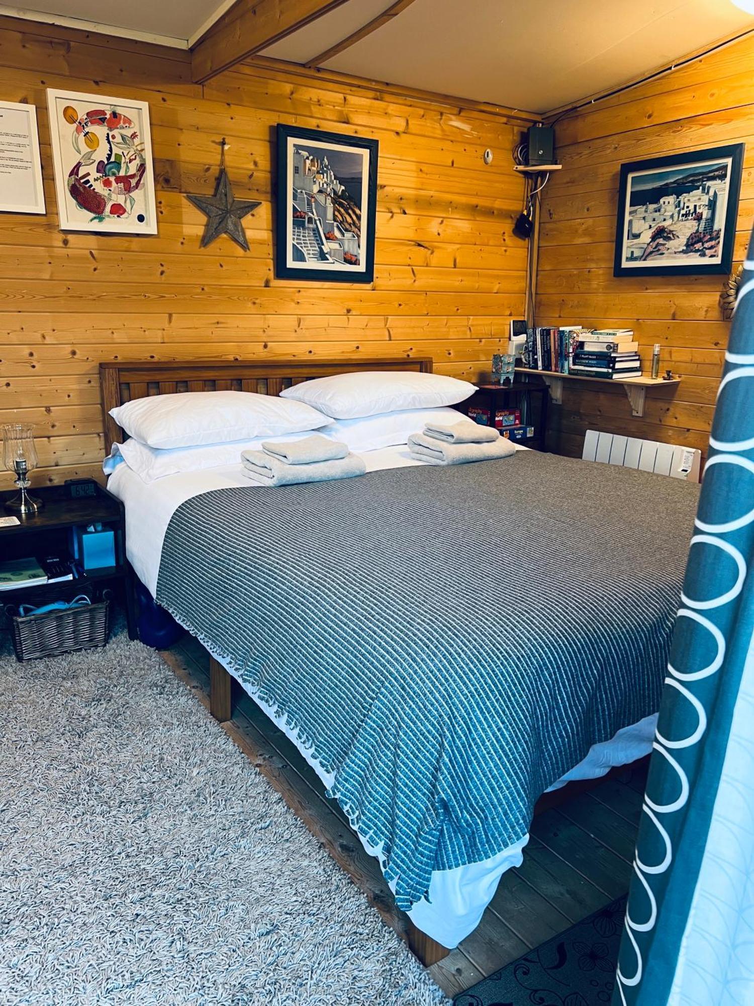 The Cabin Bradford-On-Avon Номер фото