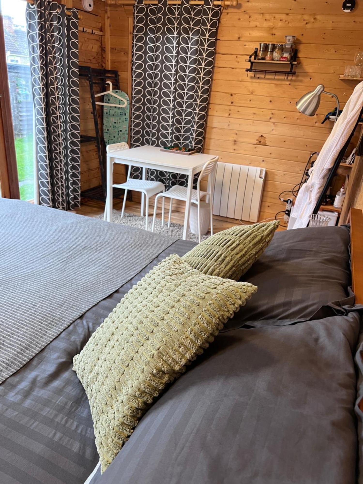 The Cabin Bradford-On-Avon Екстер'єр фото